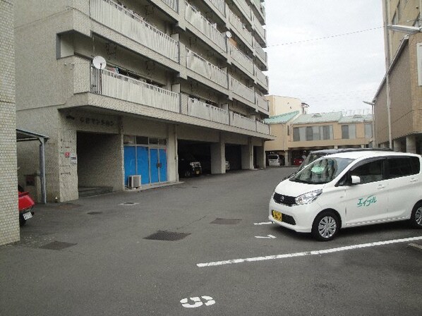 今井マンションの物件外観写真